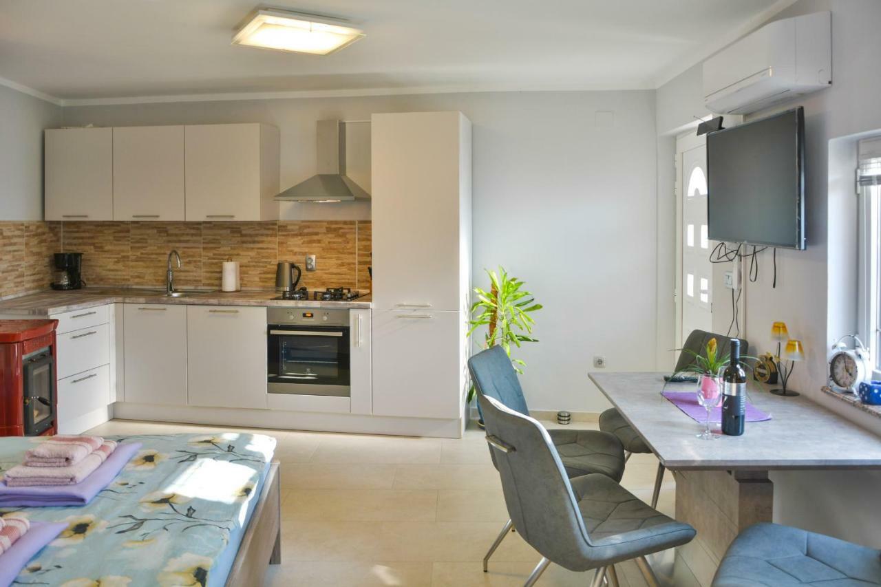 Apartment Rupcic Senj  Ngoại thất bức ảnh
